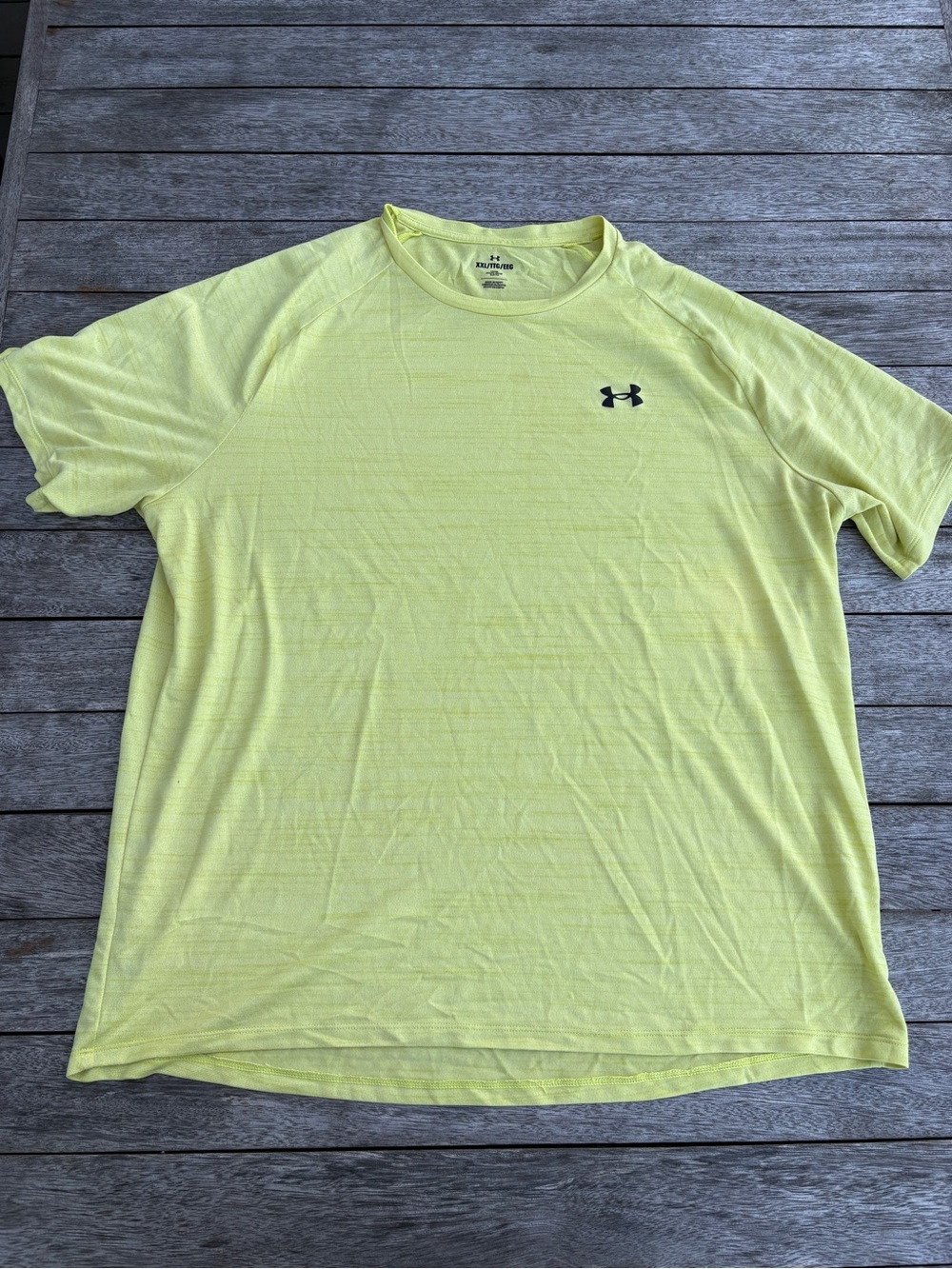 Under Armour Men’s Neon Yellow Short-Sleeve Performance Tee
